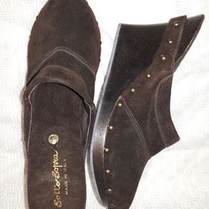 Brand: Sotto Sopra , Made In Italy, 8 1/2 Brown suede